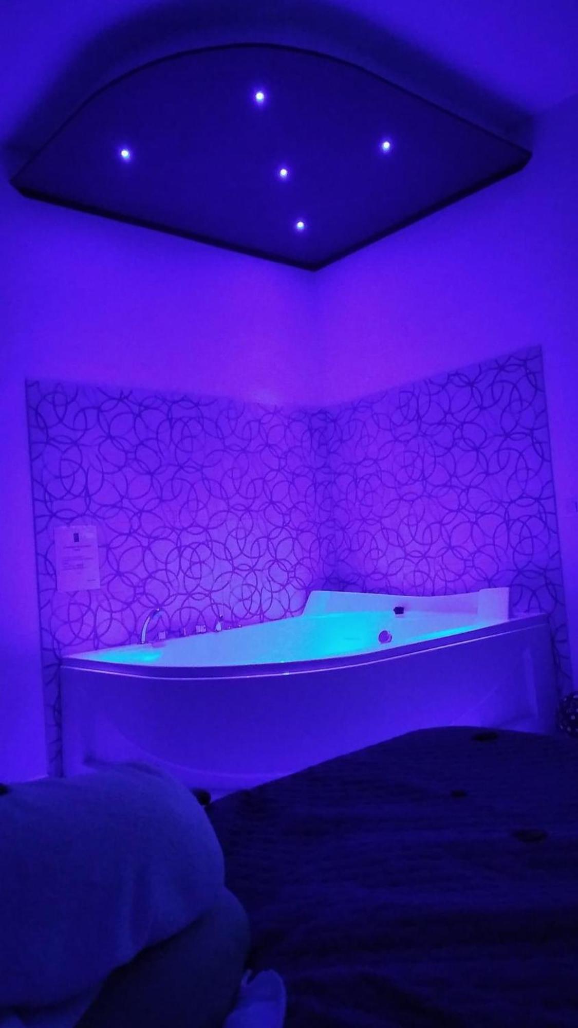 Infinity Suite Acerra Exterior foto